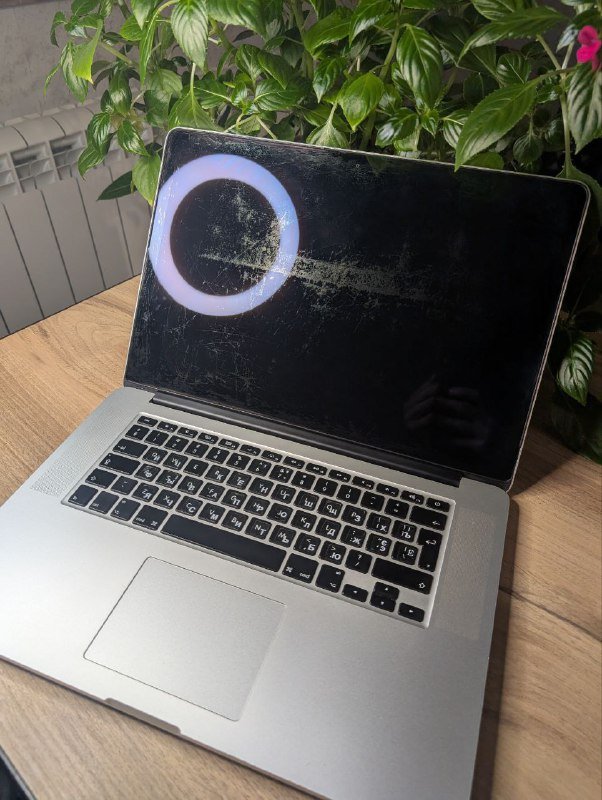 MacBook Pro Retina 15-inch Mid 2015 3