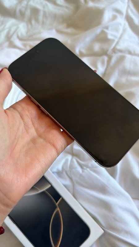 Apple iPhone 16 Pro 512GB Natural Titanium 4