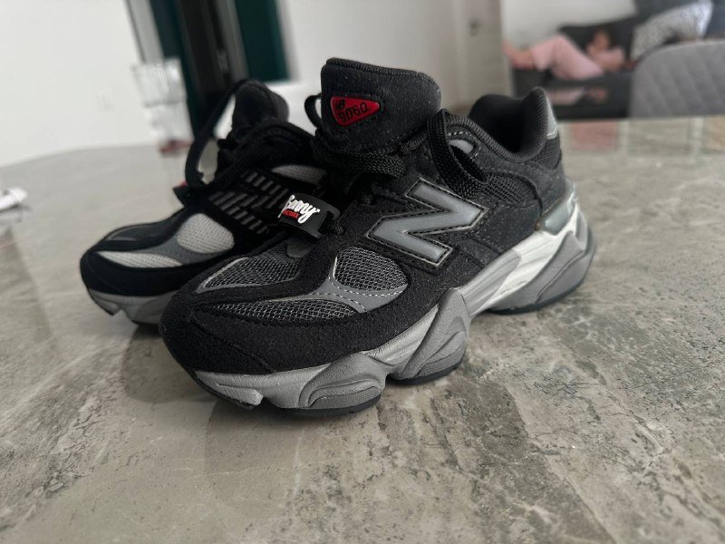 Кроссовки New Balance 9060 размер 32,5 2