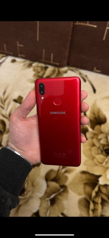 iPhone 12 mini, Samsung Galaxy A10s, Samsung Galaxy J2 Core, AirPods 3, Зарядный кейс, Левый наушник 3