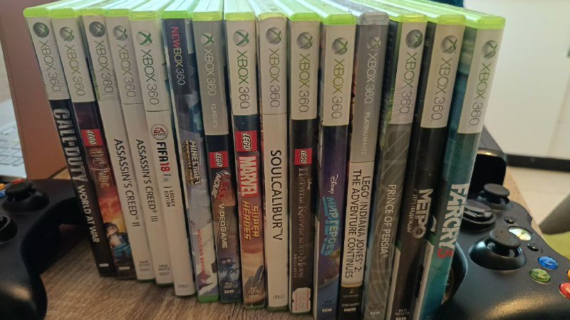 Xbox 360 S, 15 игр, 2 джойстика 2