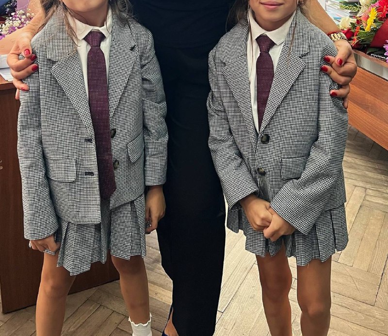 Комплекты школьной формы Zara для девочек 3