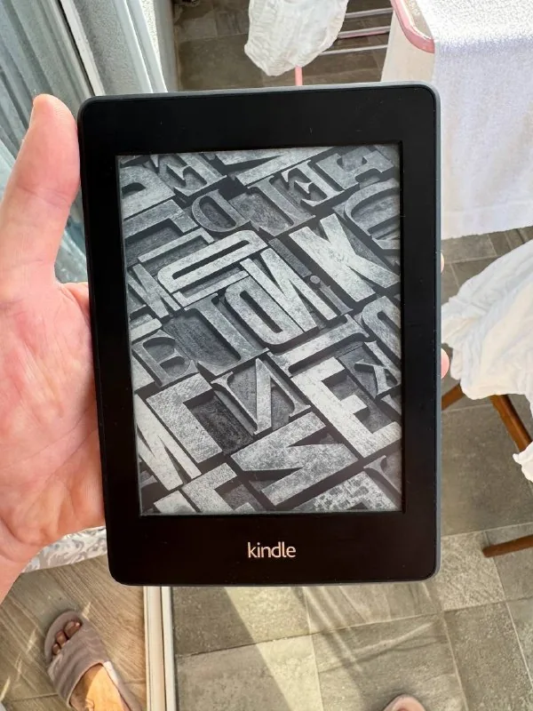 Amazon Kindle Paperwhite 2 1