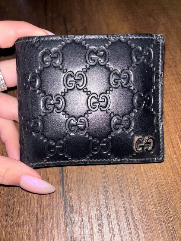 Черный кожаный мужской кошелек Gucci
