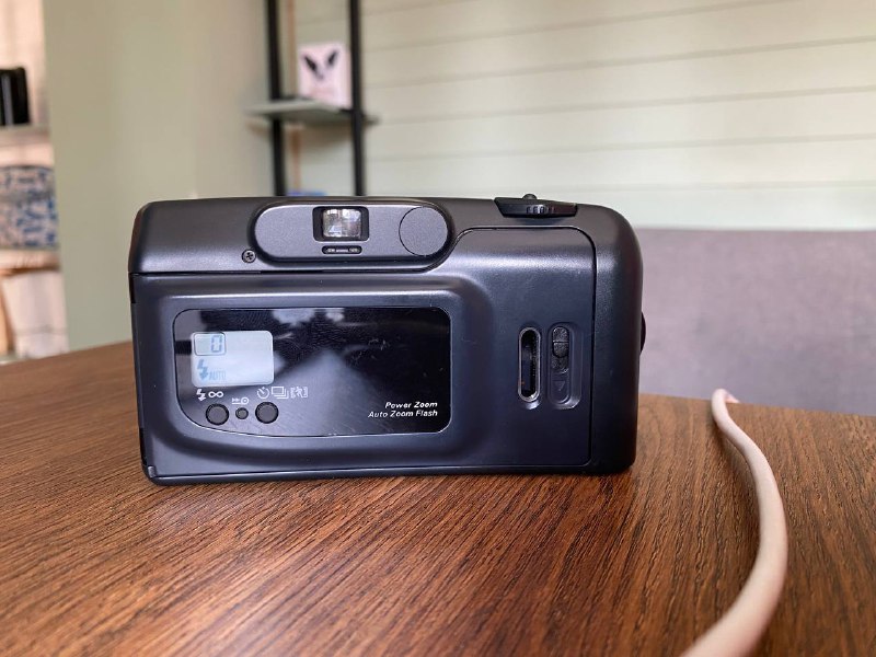 Yashica Microtec Zoom 90 пленочный фотоаппарат 3