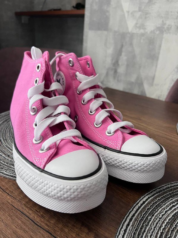 Новые розовые Converse All Star кеды 37.5 р