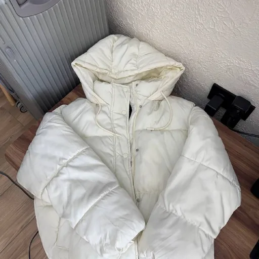 Зимняя женская куртка PULL&BEAR