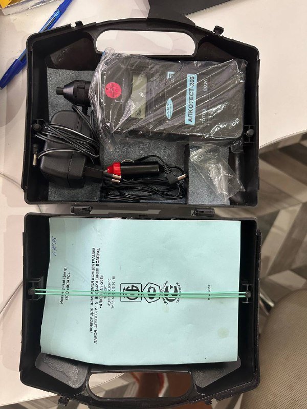 Монитор 27" QHD Samsung LF27T700QQIXCI 4