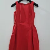 Красное платье 1