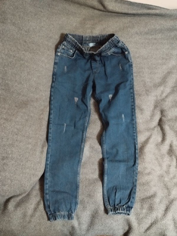 Джинсы, спортивные штаны, тёплая пайта с капюшоном 4