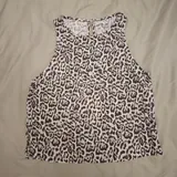 Рубашка-куртка, кофта, легинсы, платье, топ, джинсы, шорты, шарф 6