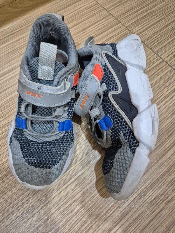 Детские кроссовки размер 34 2