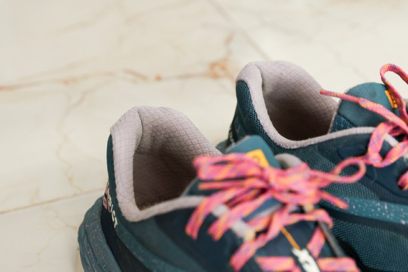 XT8 Women's Trail Running Shoes - Turquoise 3