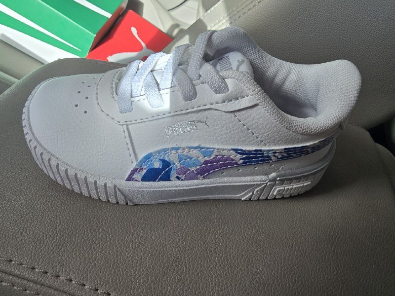 Три пары женских кроссовок Puma 5