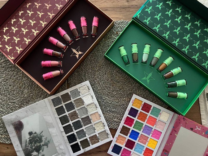 Набор мини-помад и палеток Jeffree Star 2