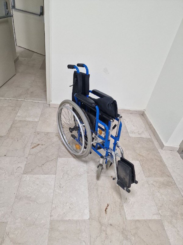 Кресло-каталка для инвалидов