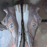 Женские кроссовки New Balance 991 3