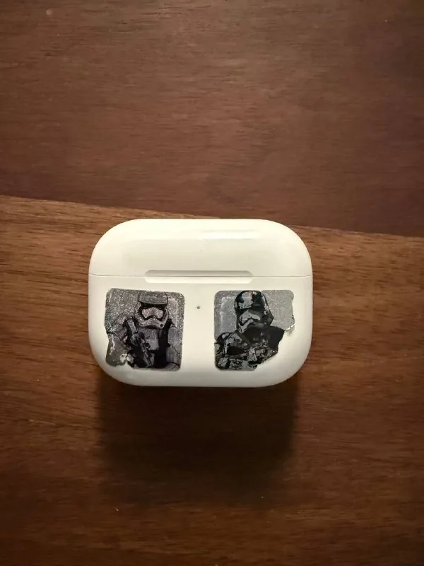 Apple AirPods Pro 1st Generation 1