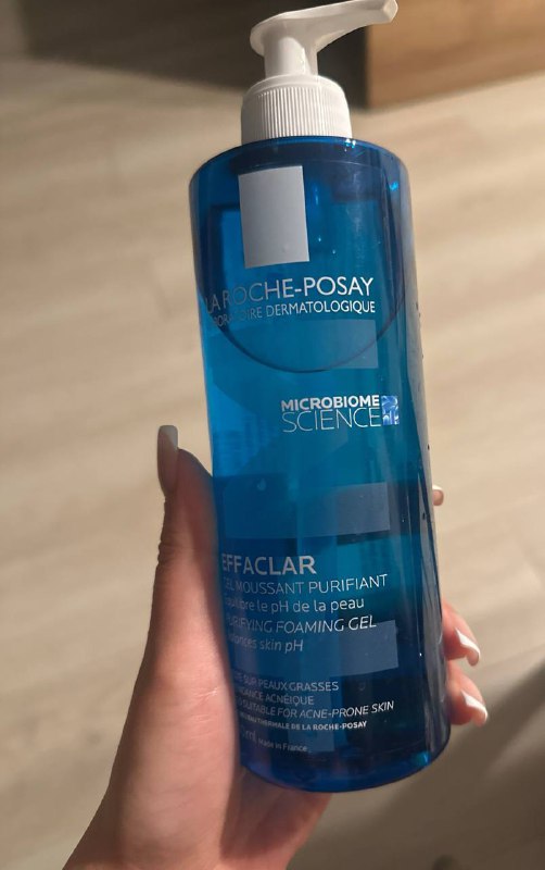 Очищающий пенящийся гель La Roche-Posay Effaclar