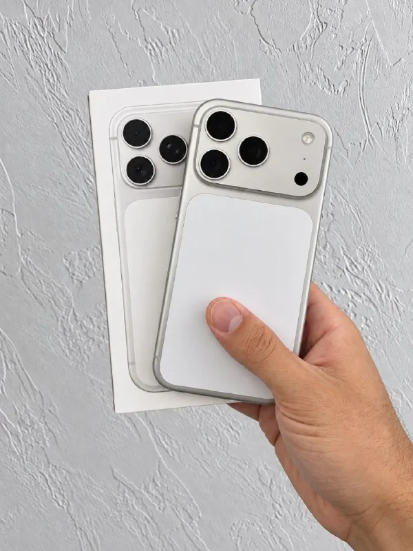iPhone 17 Pro — SIM + eSIM 1