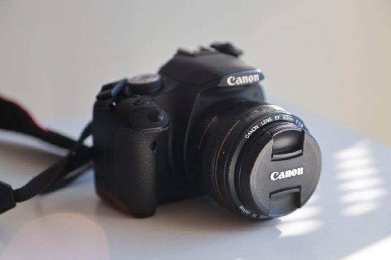 Фотоаппарат Canon 500D с объективами и картой памяти