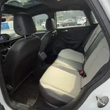 Volkswagen Jetta R Line, 09/2019 6