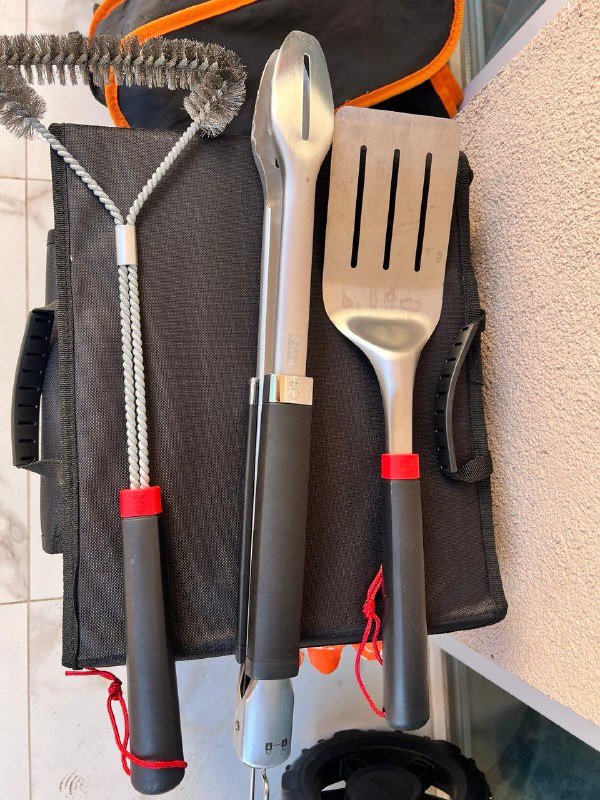 Гриль газовый Weber Traveler с приборами 4