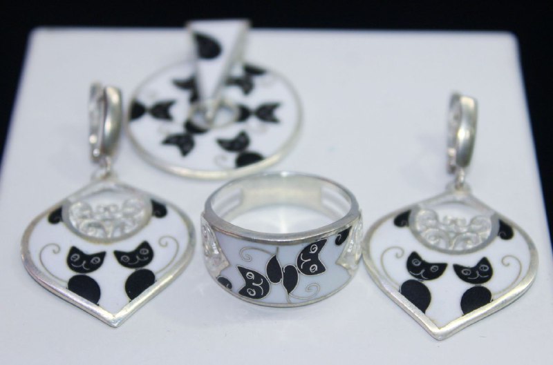 Минанкари на серебре, комплекты из колец и серег 5