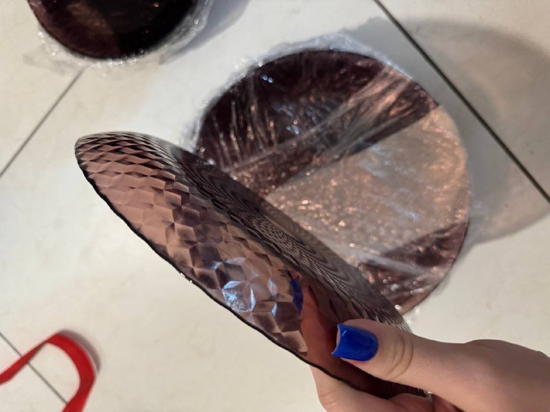 Фотоаппарат, кофемашинка, чашки, фен, щитки, набор посуды, шуба 7