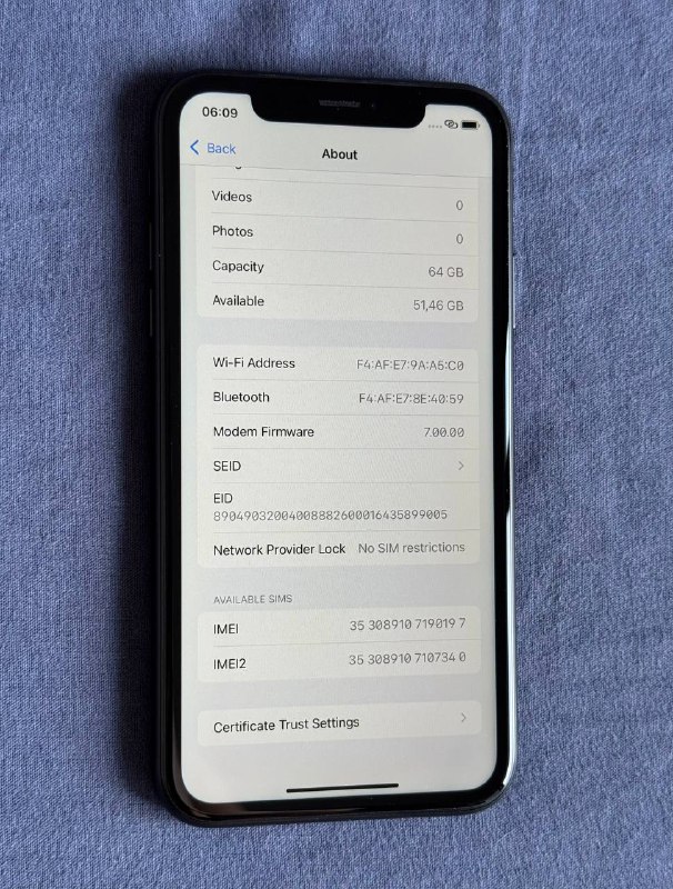 iPhone XR 4