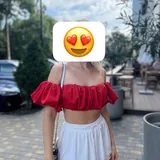 Красный топ, черное платье, бордовая юбка, платье с пуговицами 2