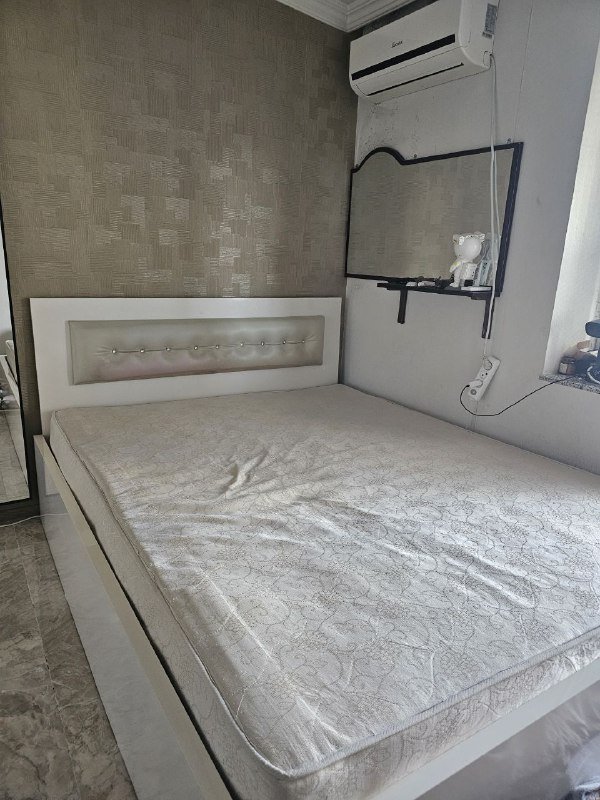 Двухспальная кровать с матрасом 2