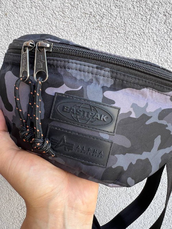 Сумка Eastpak x Alpha Industries 2