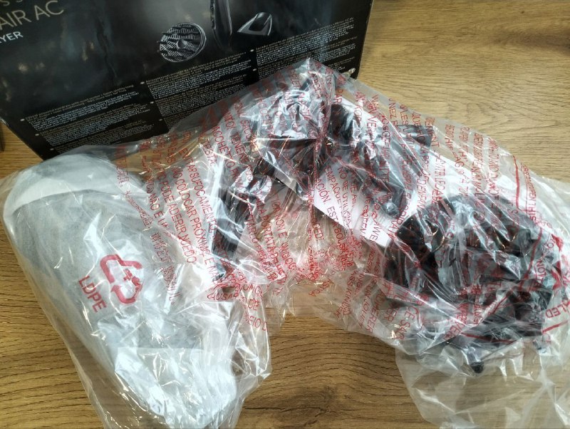 Профессиональный фен Remington AC5999 4