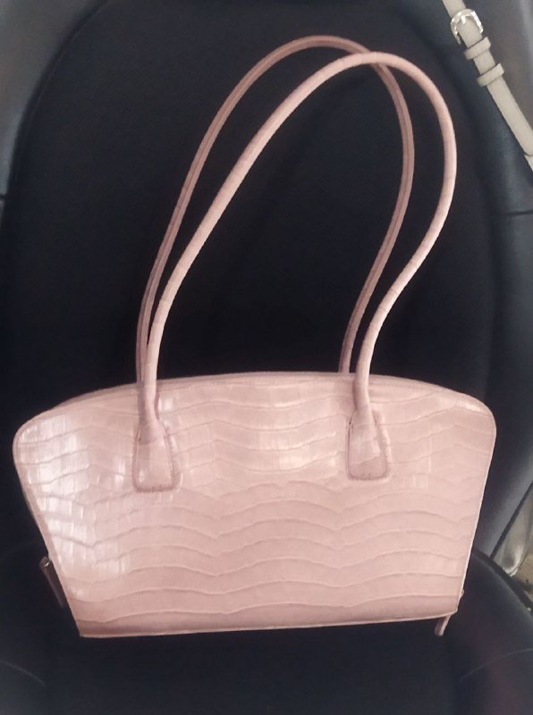 Женские сумки разного цвета и дизайна 3