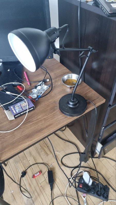 Лампа настольная