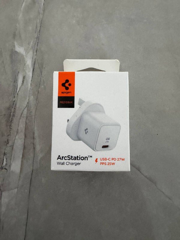 Адаптер spigen USB-C зарядка