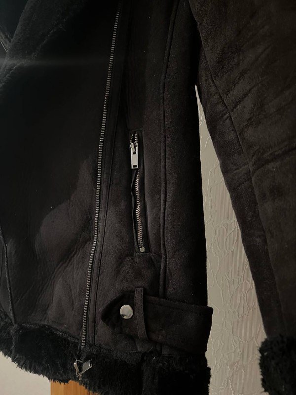 Зимняя дубленка размер S 2