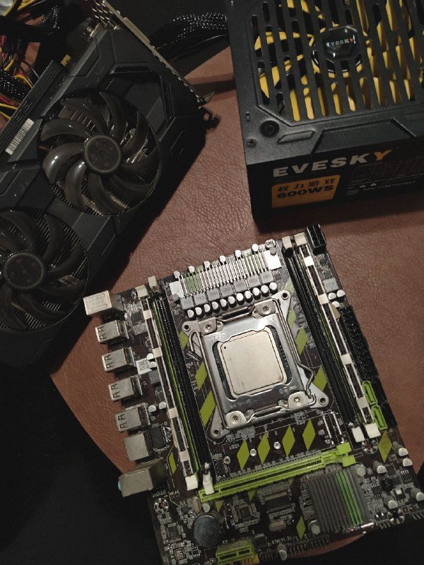 Материнка Huanan X79, Intel Xeon E5-2640, 16GB RAM, Wi-Fi, Palit GTX 1060 3GB, Evesky 600Ws