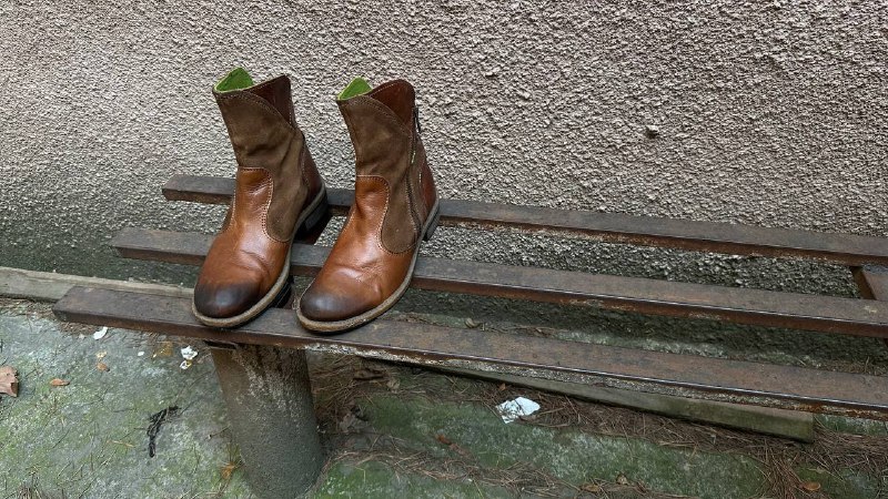 Теплый свитер, Дубленка Armani jeans, Сапоги казаки, Ботинки, Пальто, Ботинки, Сапоги, Кожаная куртка, Ботинки, Шерстяной свитер 4