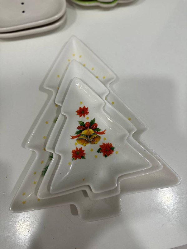 Новогодние керамические тарелочки в форме елки, снеговика, Санты, пингвина 6