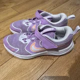 Детские кроссовки Nike 2
