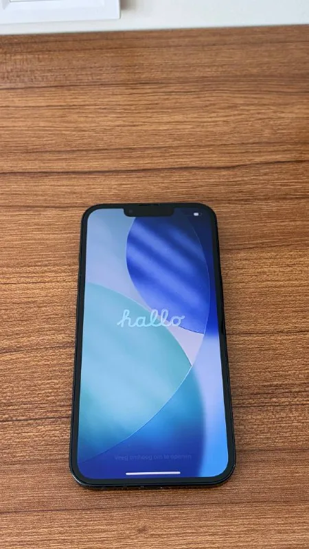 iPhone 13 1