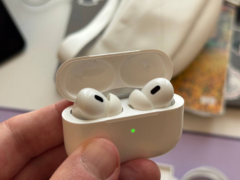 Apple AirPods Pro 2 (USB-C)