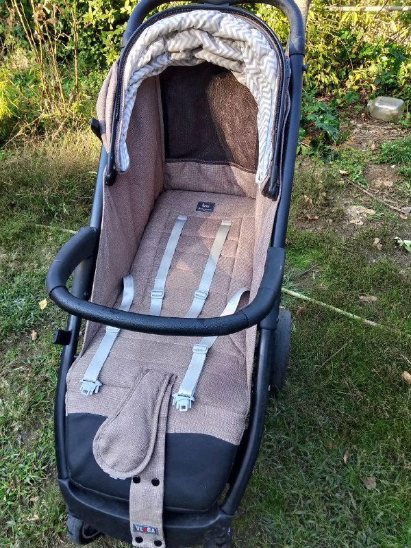 Коляска детская с амортизацией и аксессуарами 3