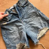 Джинсовые шорты Zara 1