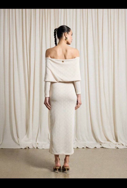 Платья женские новые размер M 2