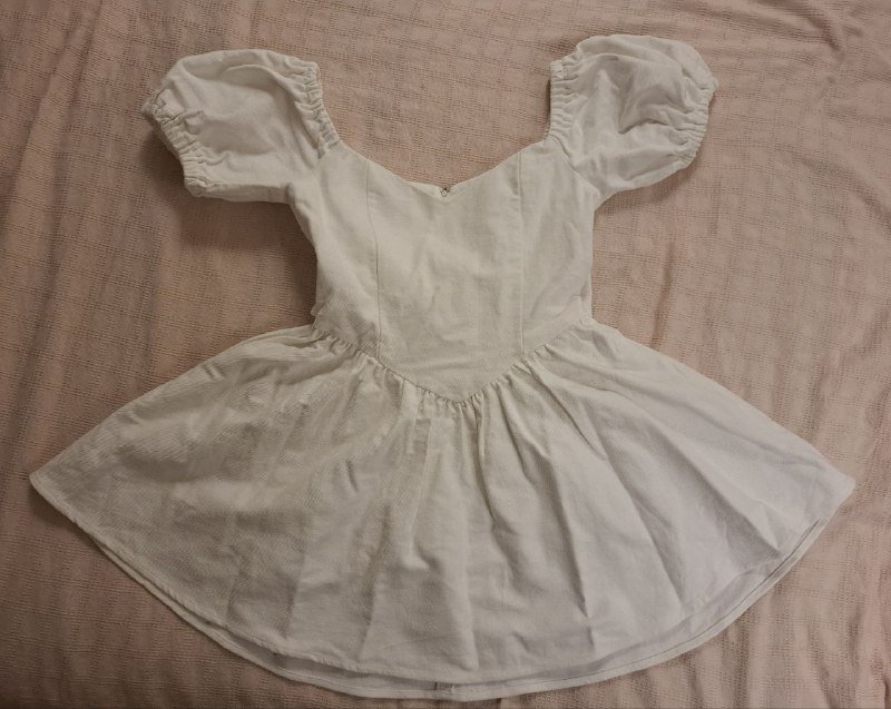 Белое мини платье 2