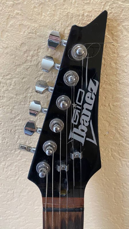 Электро гитара Ibanez, комбик Ibanez, чехол, ремень 5