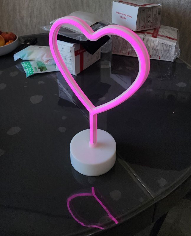 Пуховая подушка, неоновый светильник, книга, USB тройник, компрессионные гольфы 2